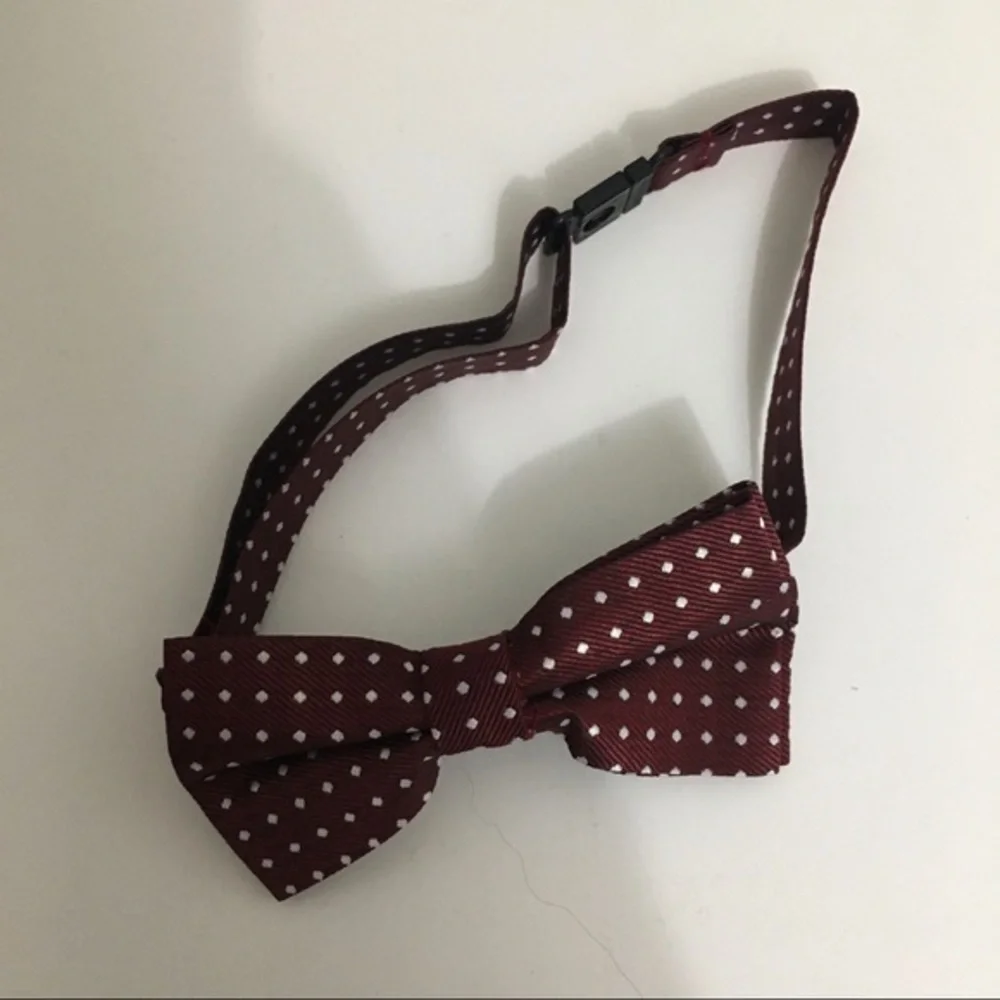 Baby/Toddler boys adjustable burgundy polka dot bow tie. New